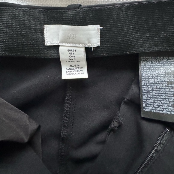 H&M Black Straight-Leg Ankle Dress Pants - Picture 7 of 7